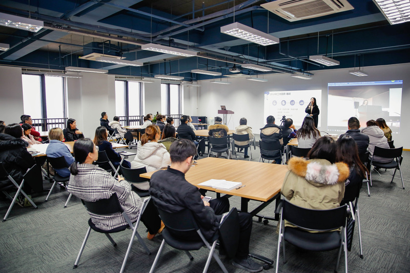 集团召开2018年度K8凯发学院表彰会